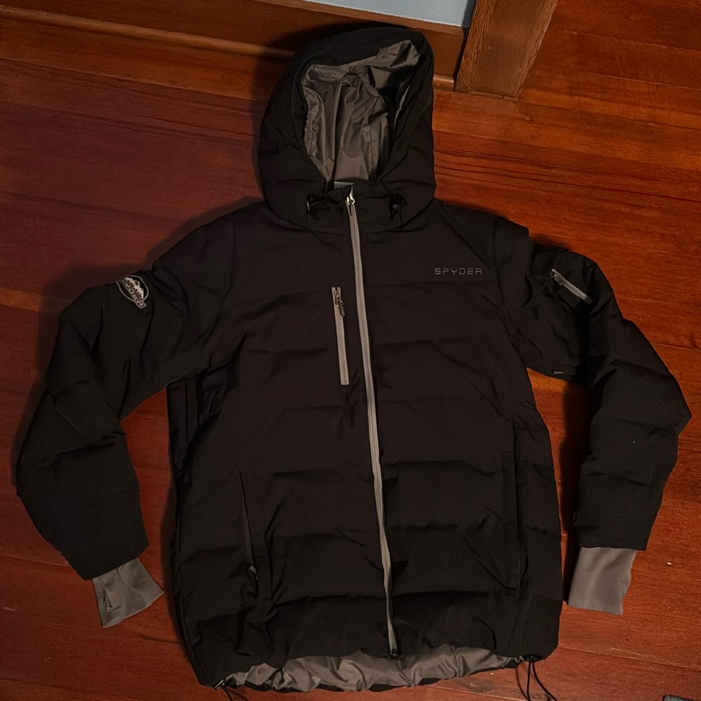 Men’s L Spyder Down Jacket